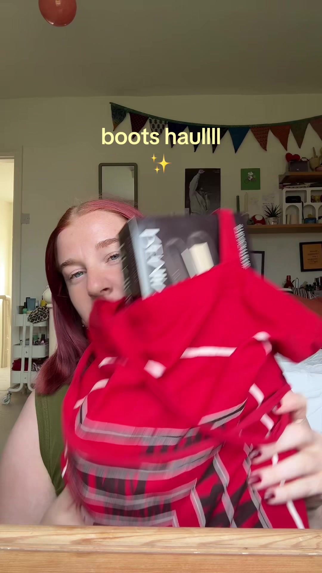 @chirhymeswithtea