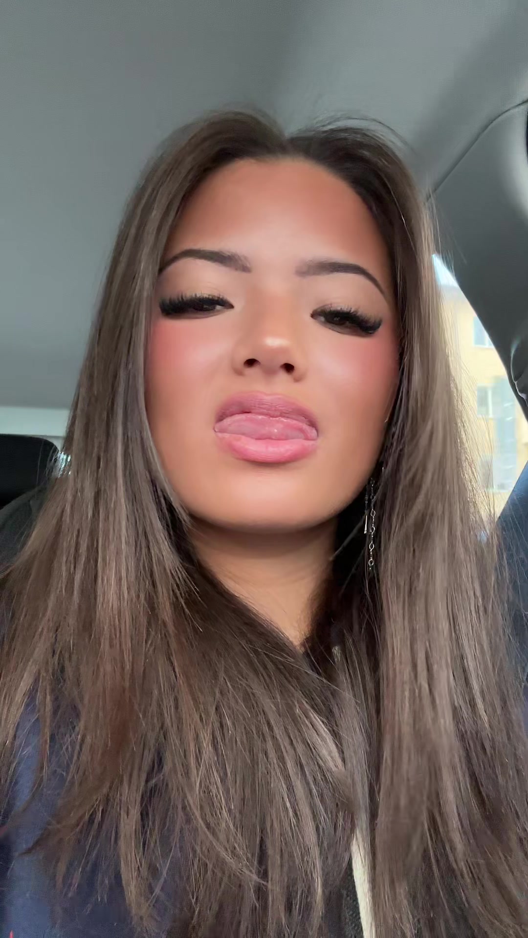 @M