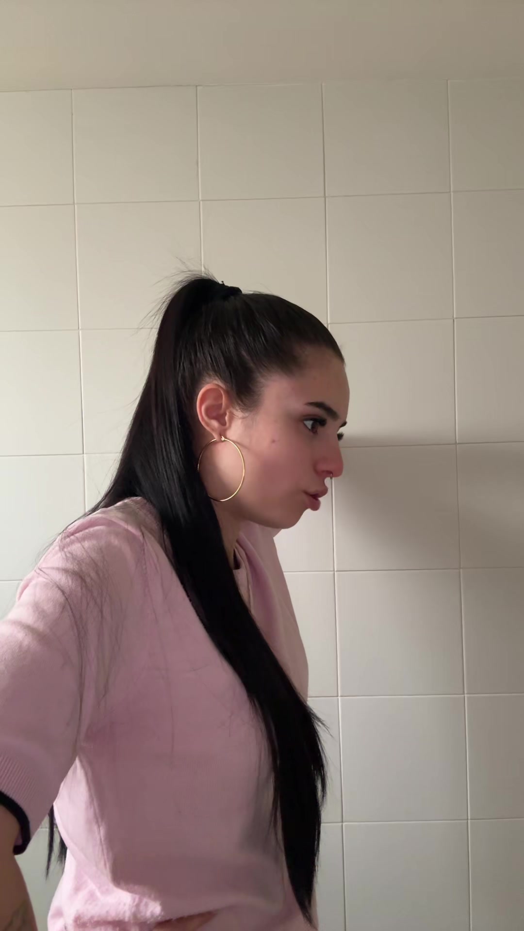 @23