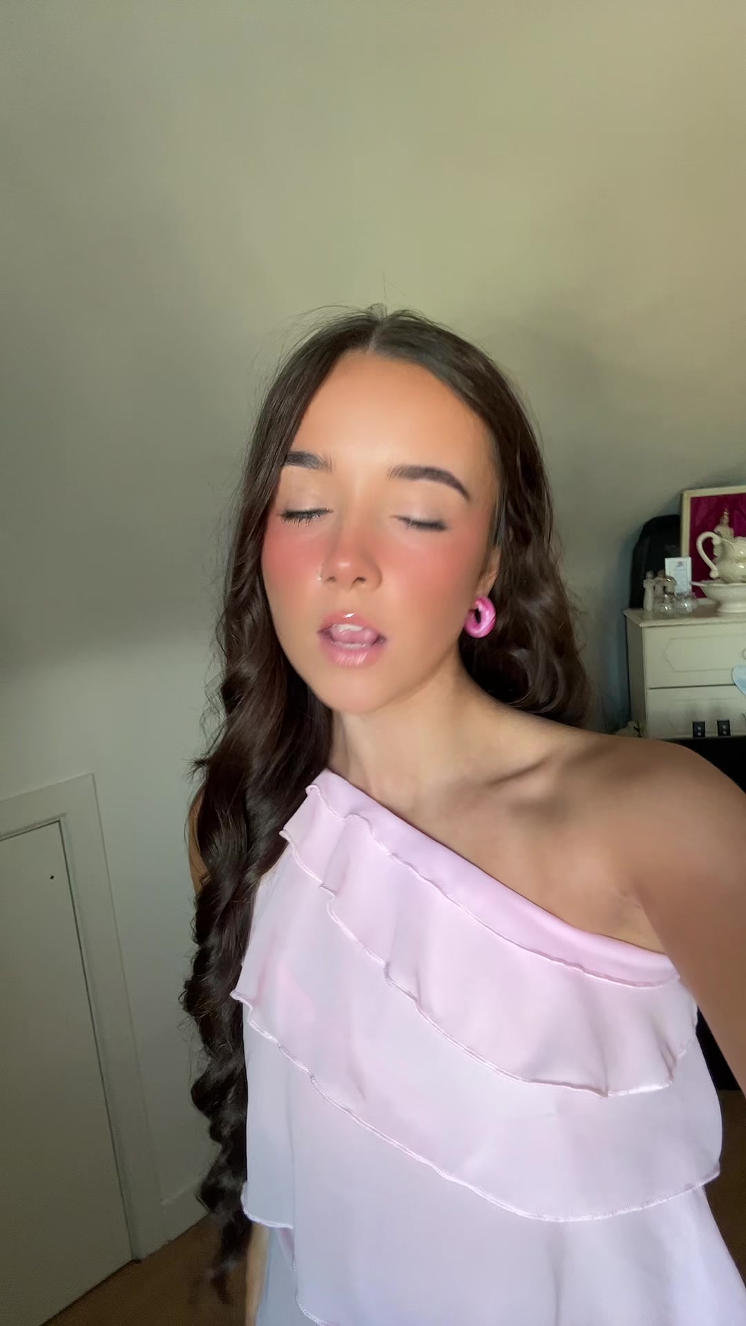 @Caileen.pRiV