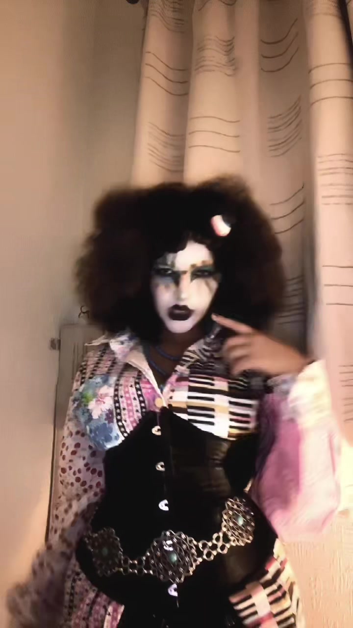 @•🦇𓋹ꩇׁׅ݊ꫀׁׅܻᧁׁɑׁׅ֮ꪀׁׅ𓋹🦇•