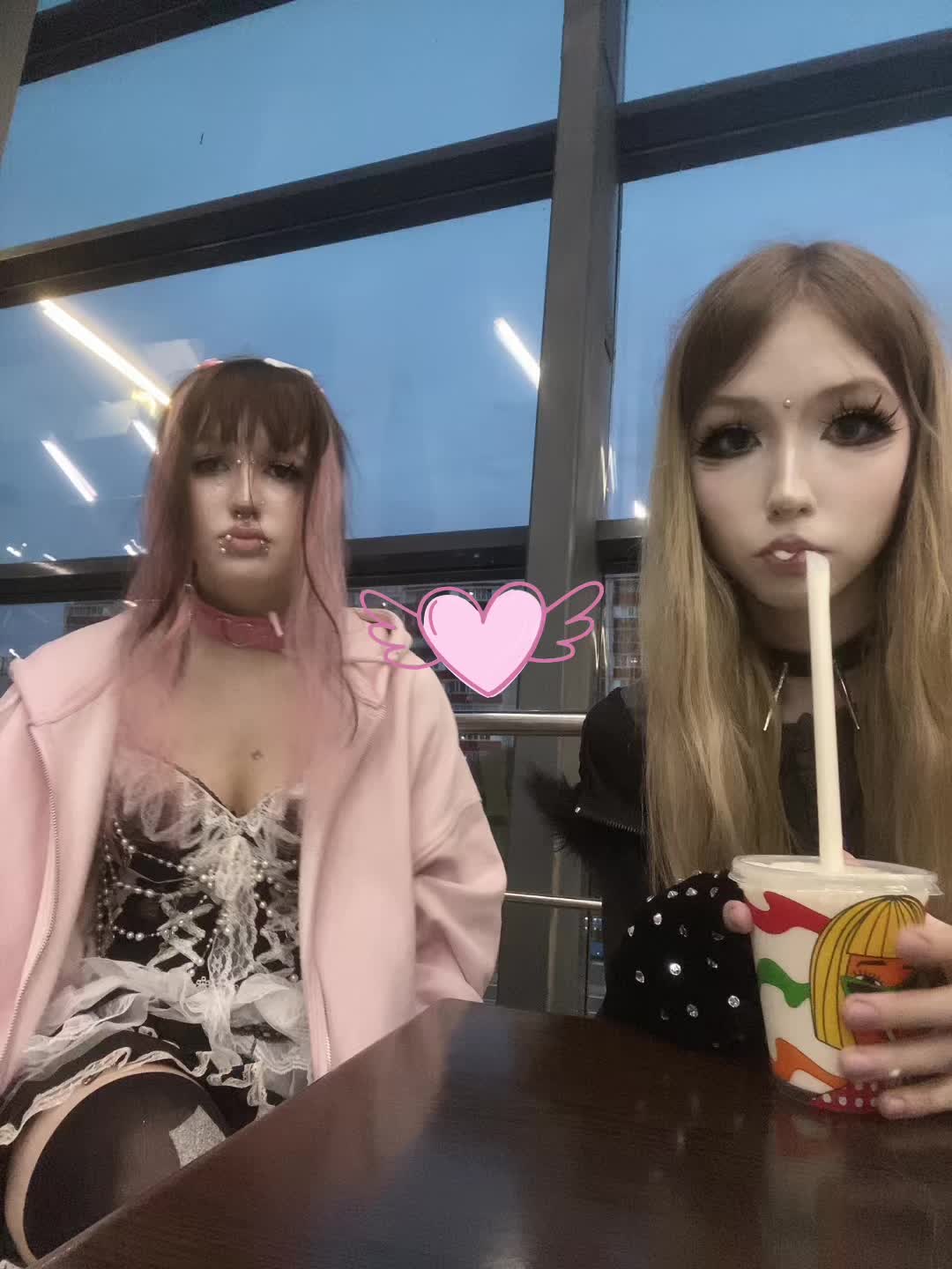 @s3Nyw3bS3x