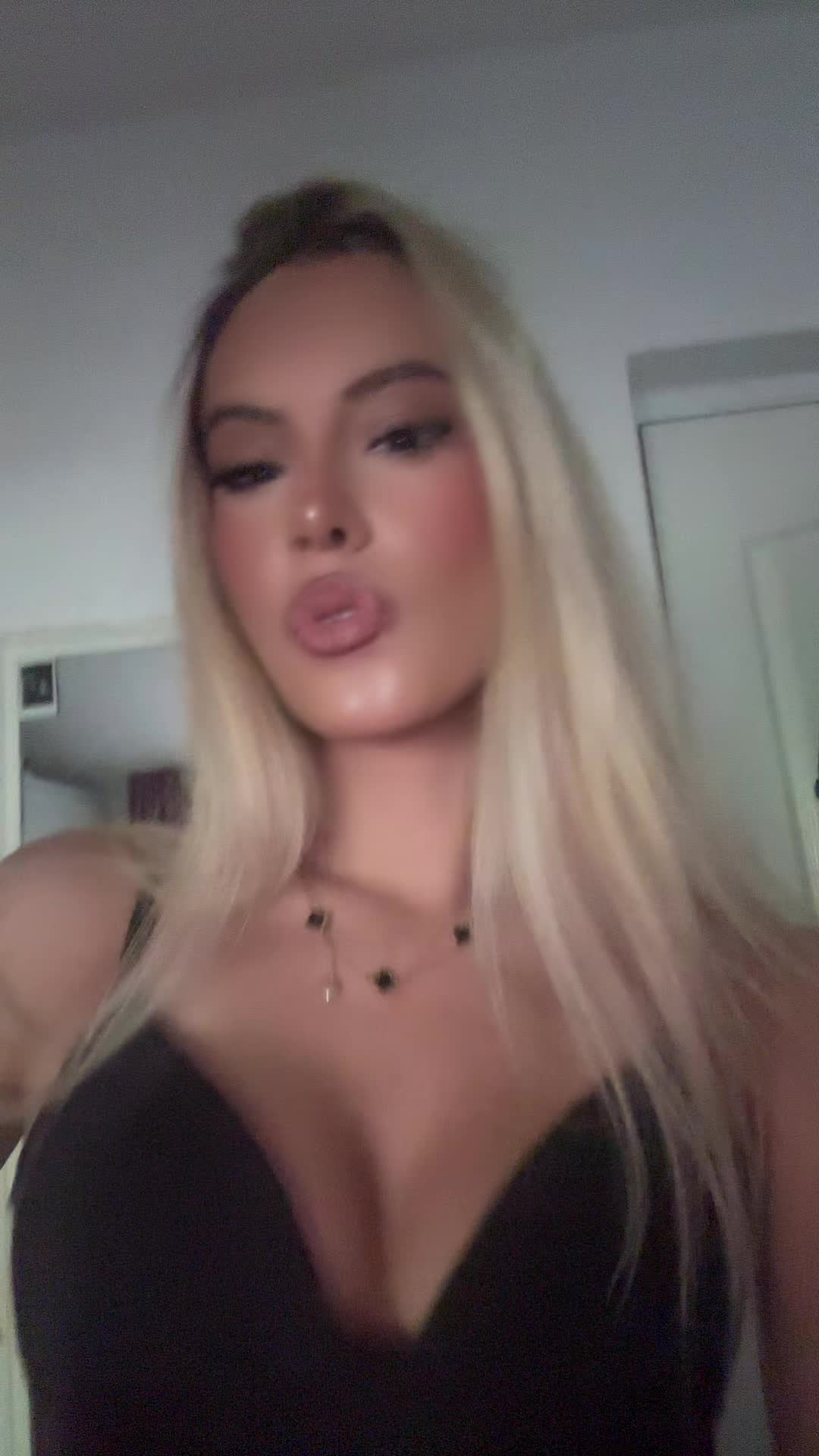 @𝒜💫