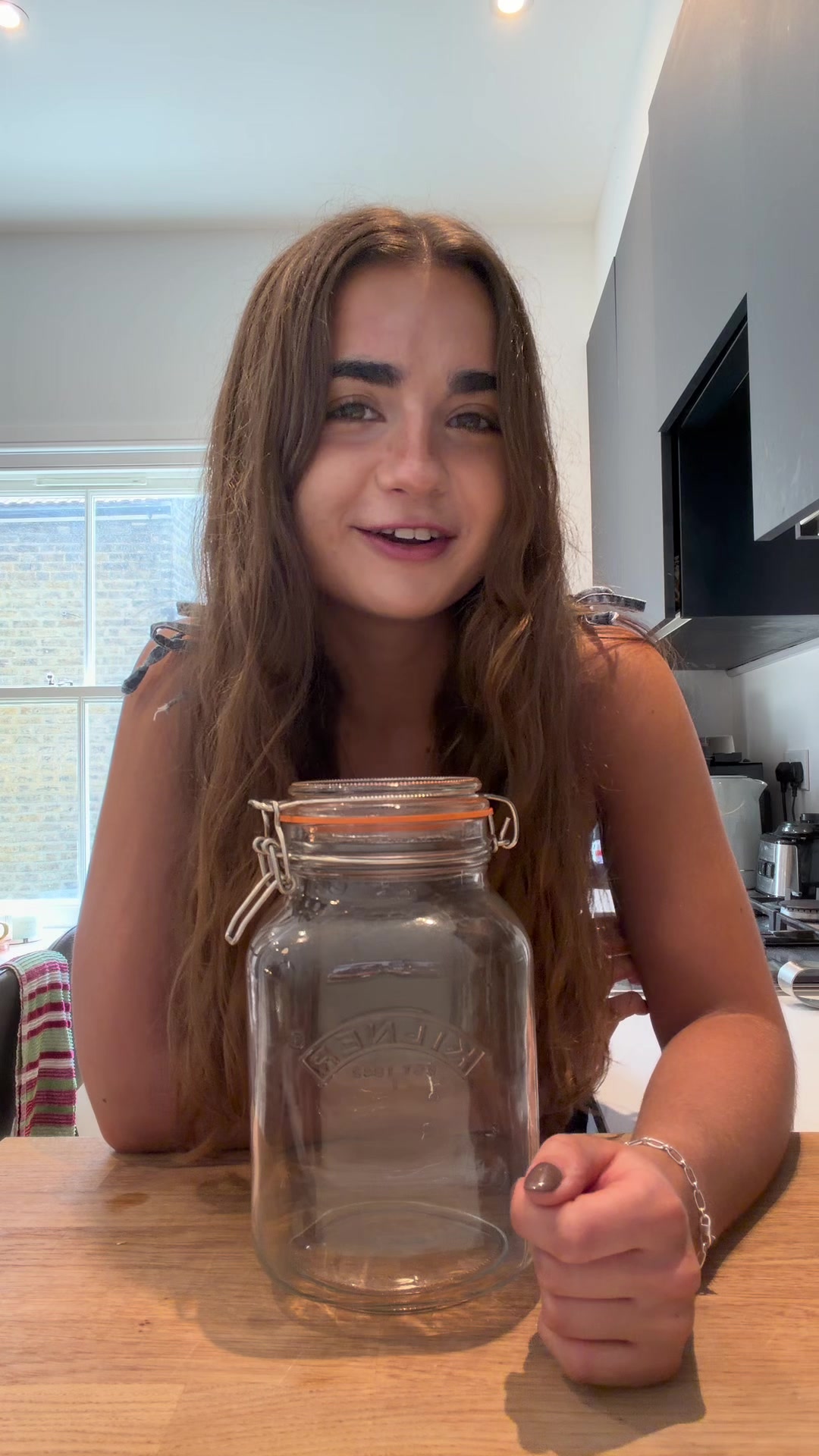 @pollyallen_