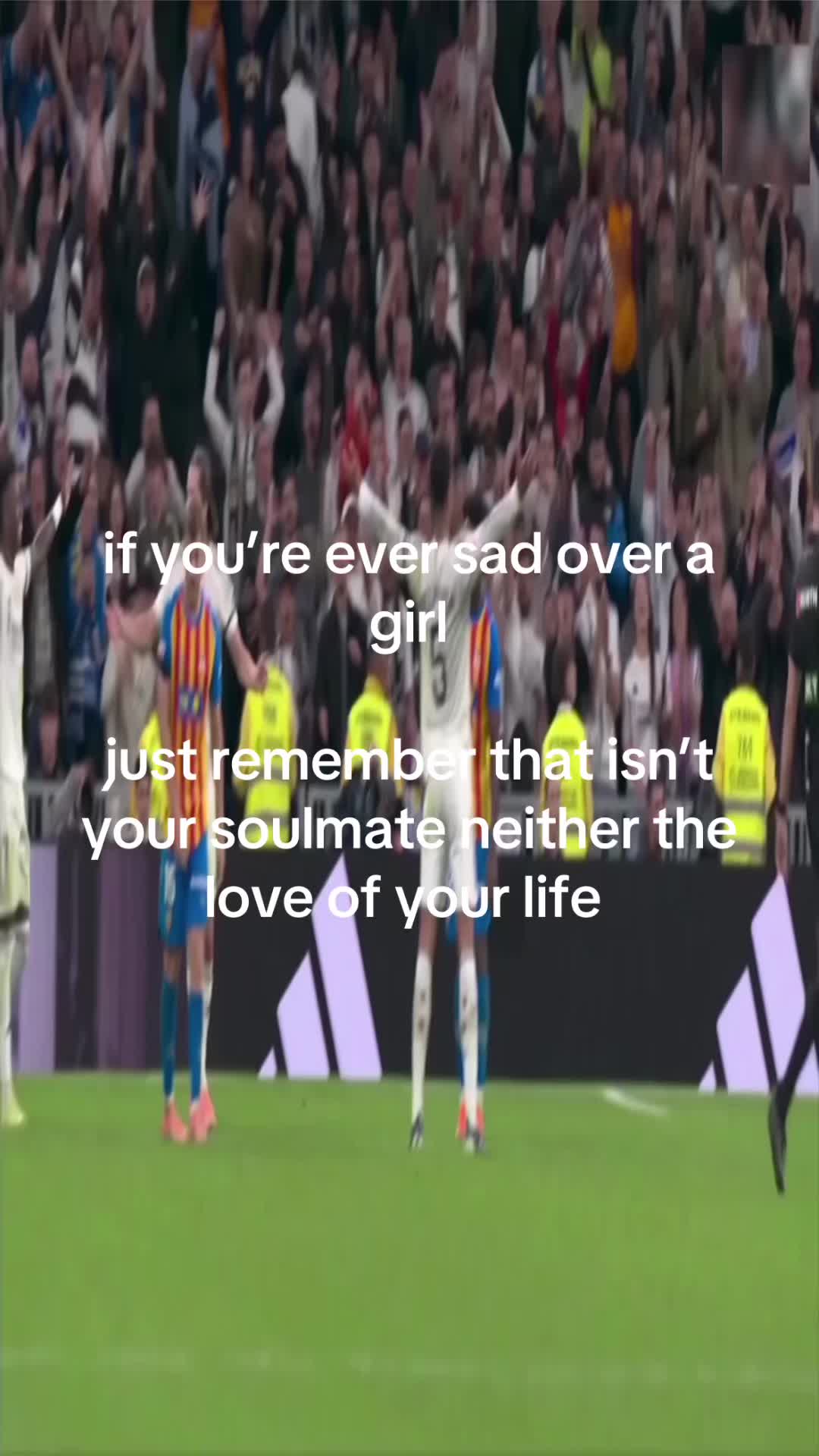 @⃟