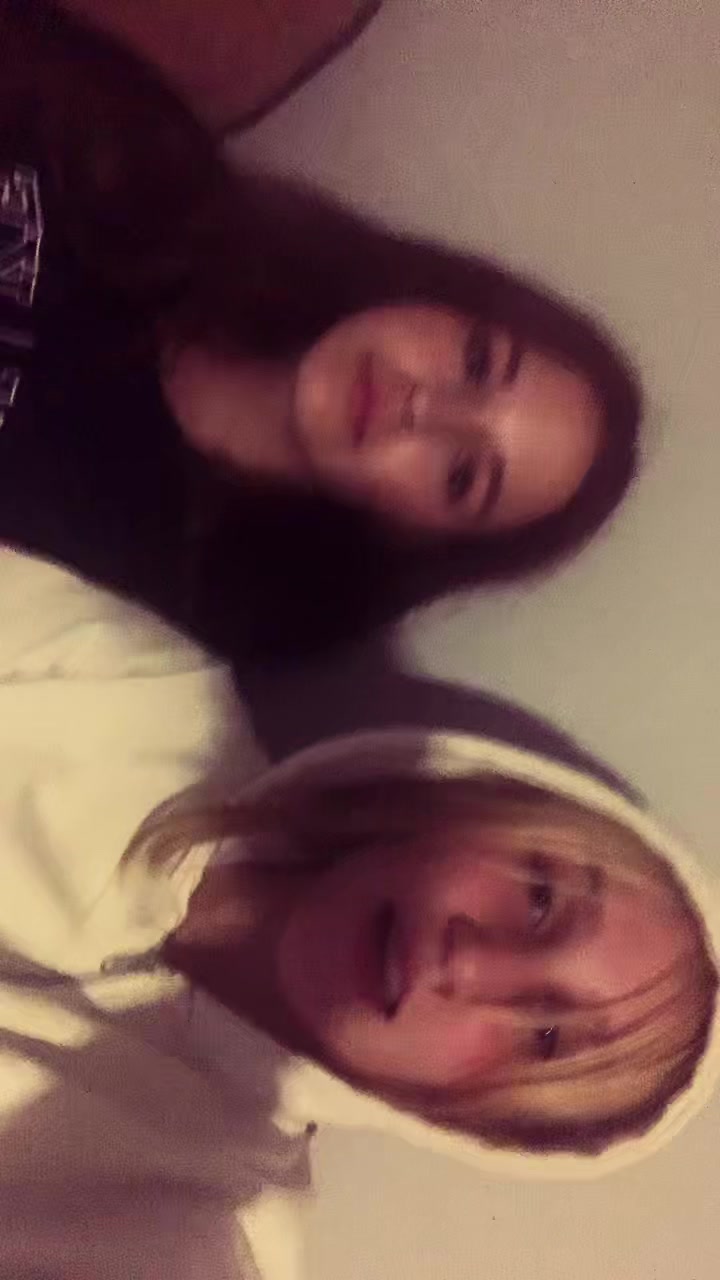 @rileyyy😙