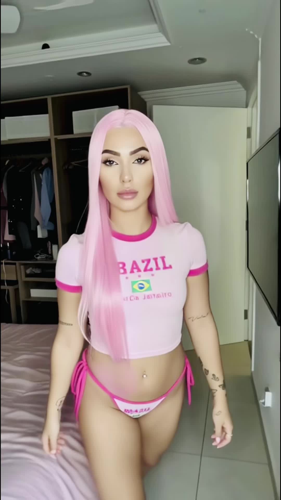 @vickyblonde77