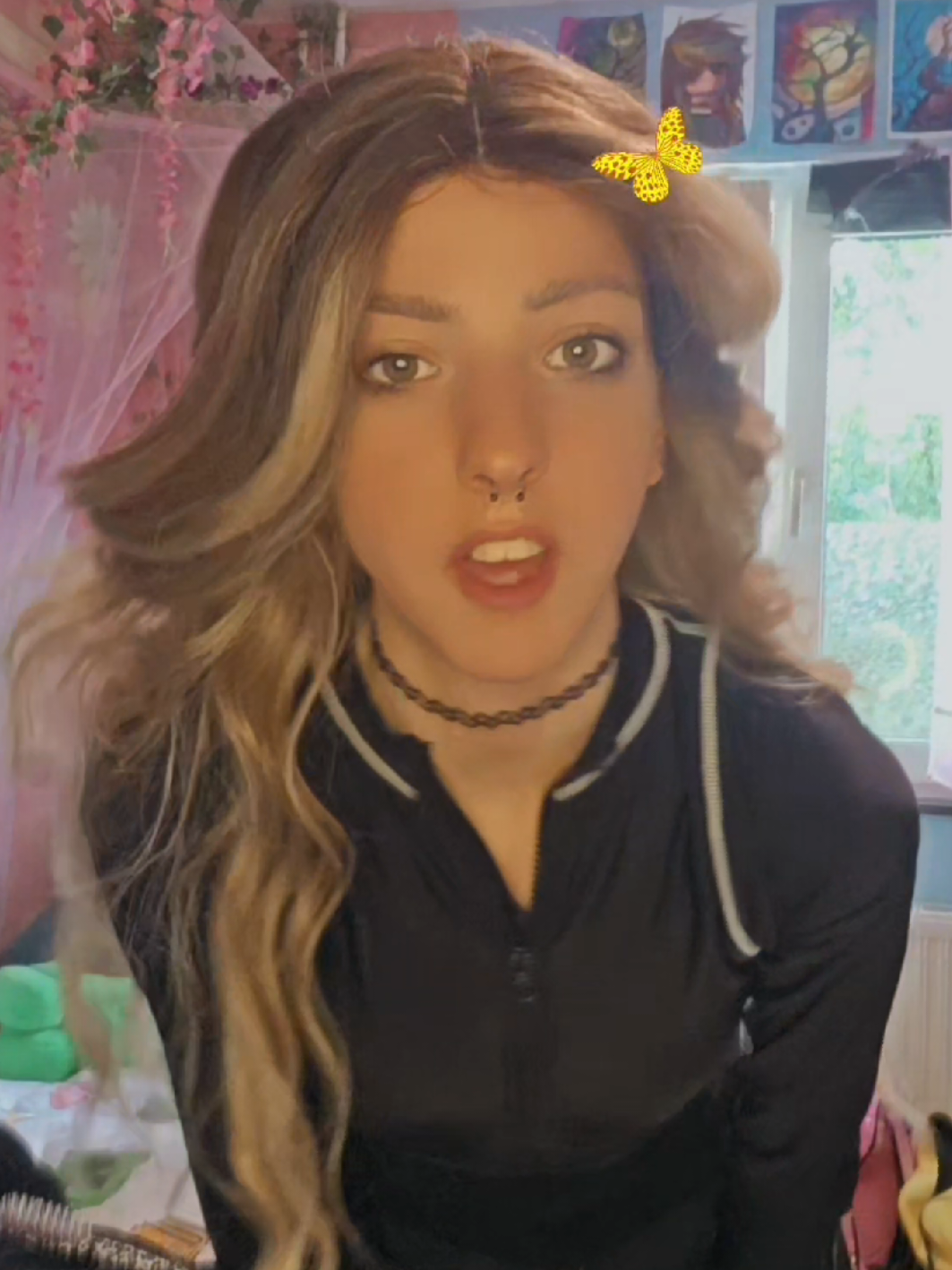@Kikiphobos🌈✨
