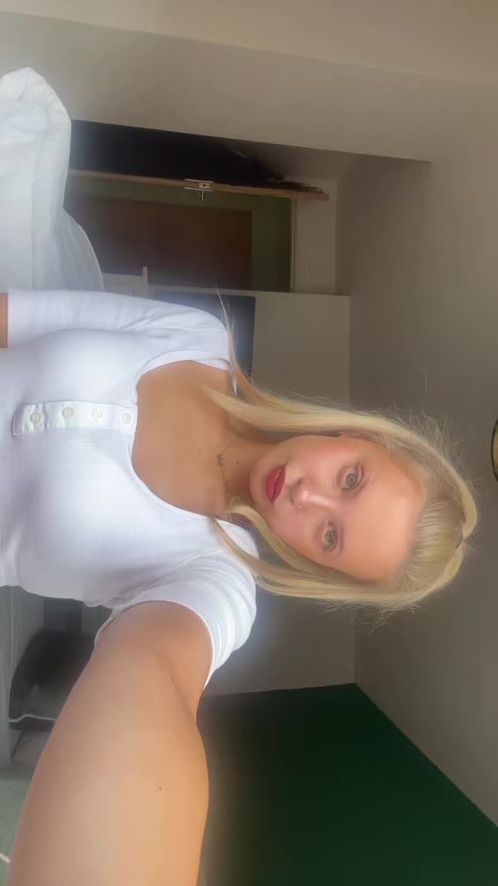 @Lolapriv11