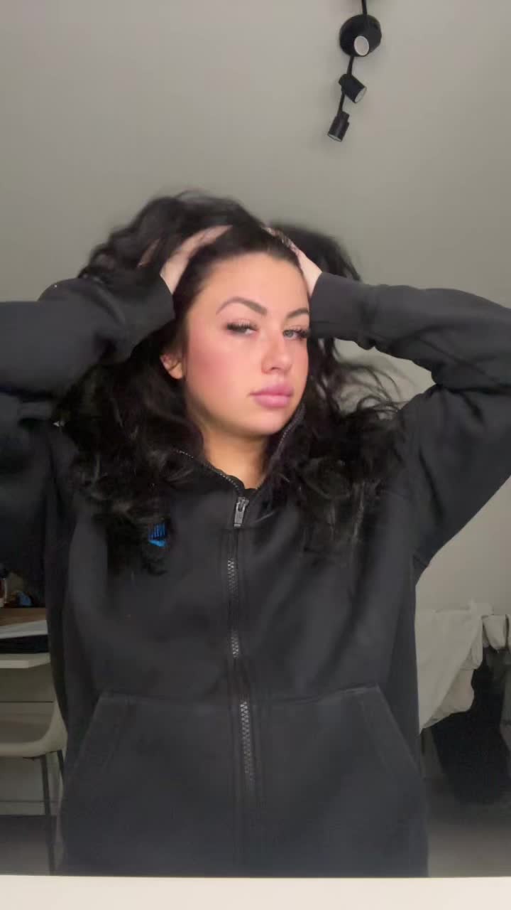 @selyya