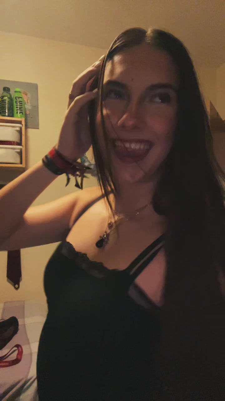 @elena⁷