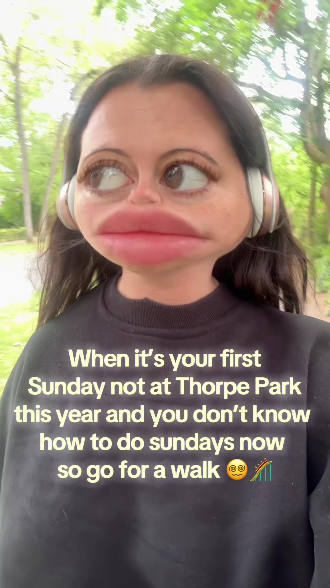 @AshleighJadeThemeParkLoser