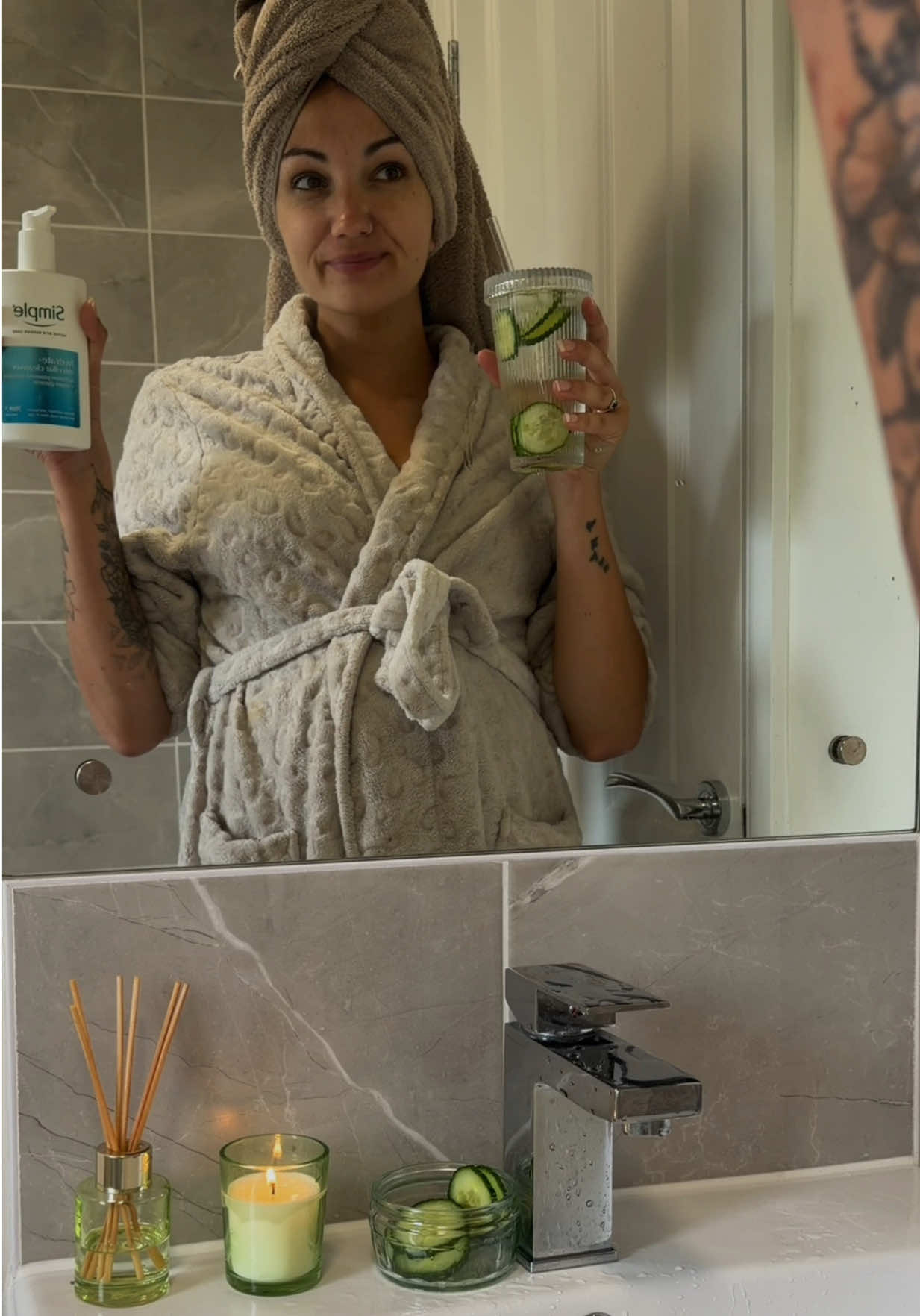 @Becca 🤍|