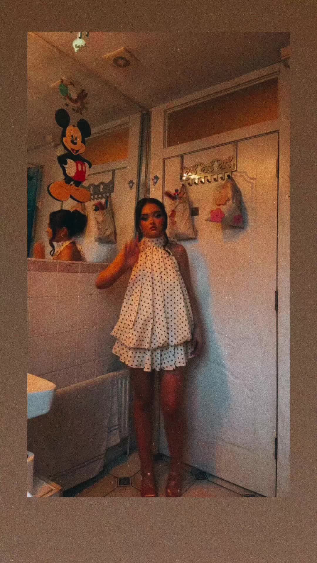 @Leighahussey1