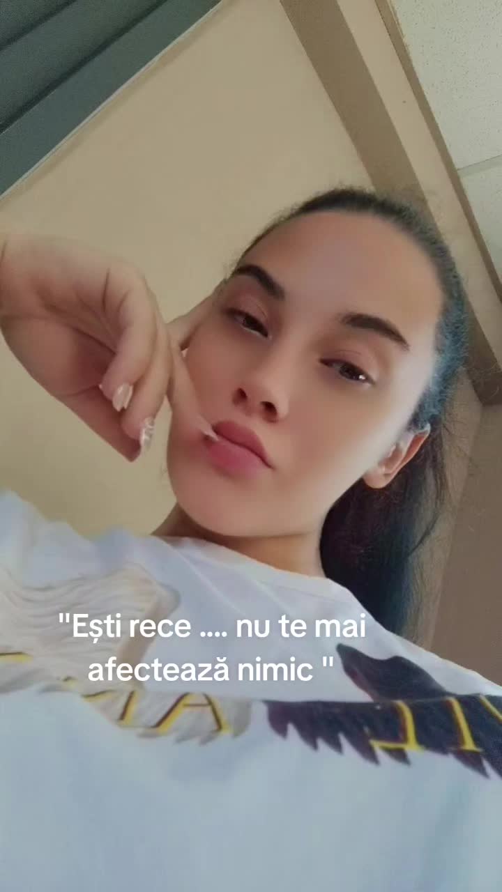 @Raluca 🖤