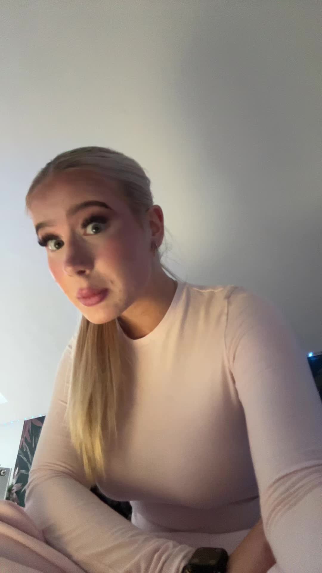 @nxrud0va