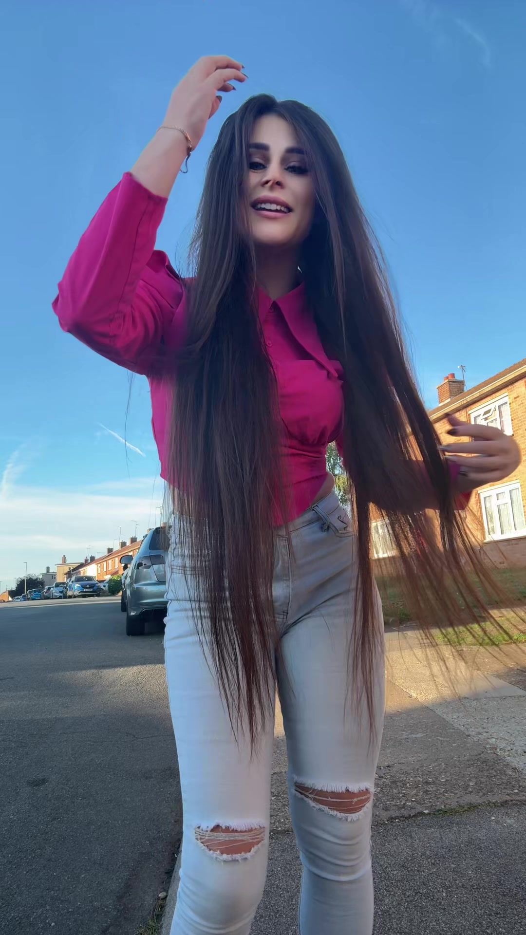 @Dorina HAPPY 🤪
