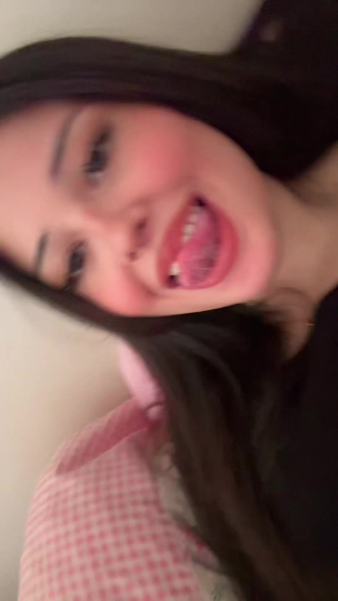 @Ri