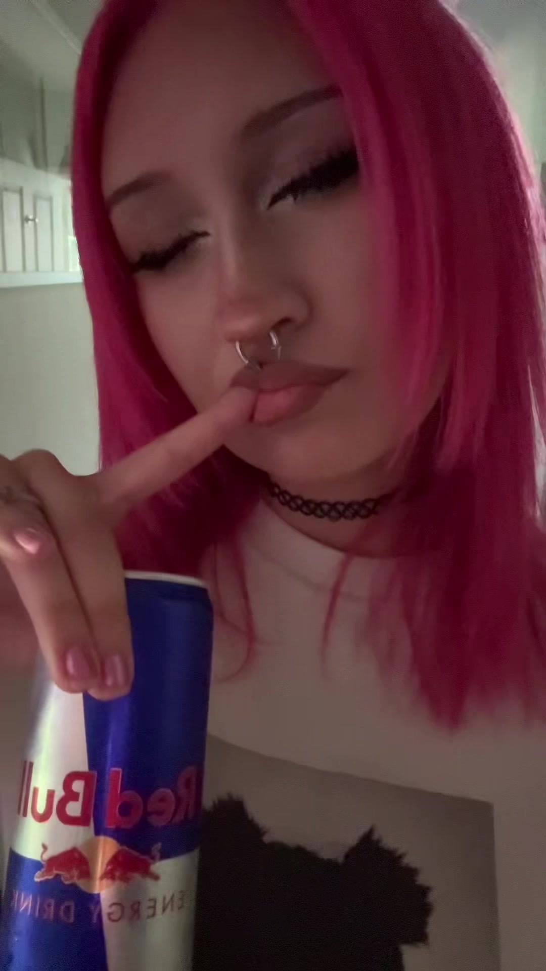 @bella