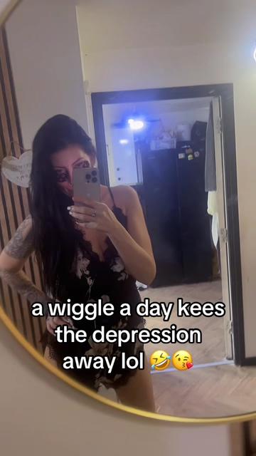 @Miss_tinkerbella_x