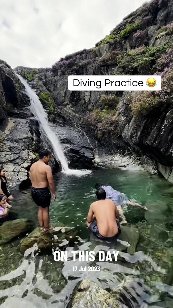 @Dipesh Vlogs