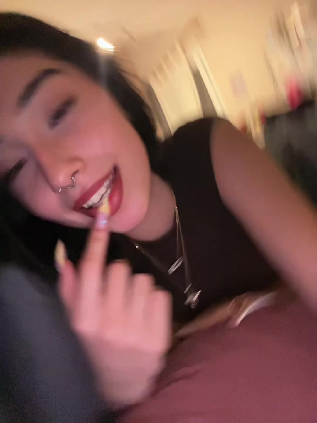 @🦠