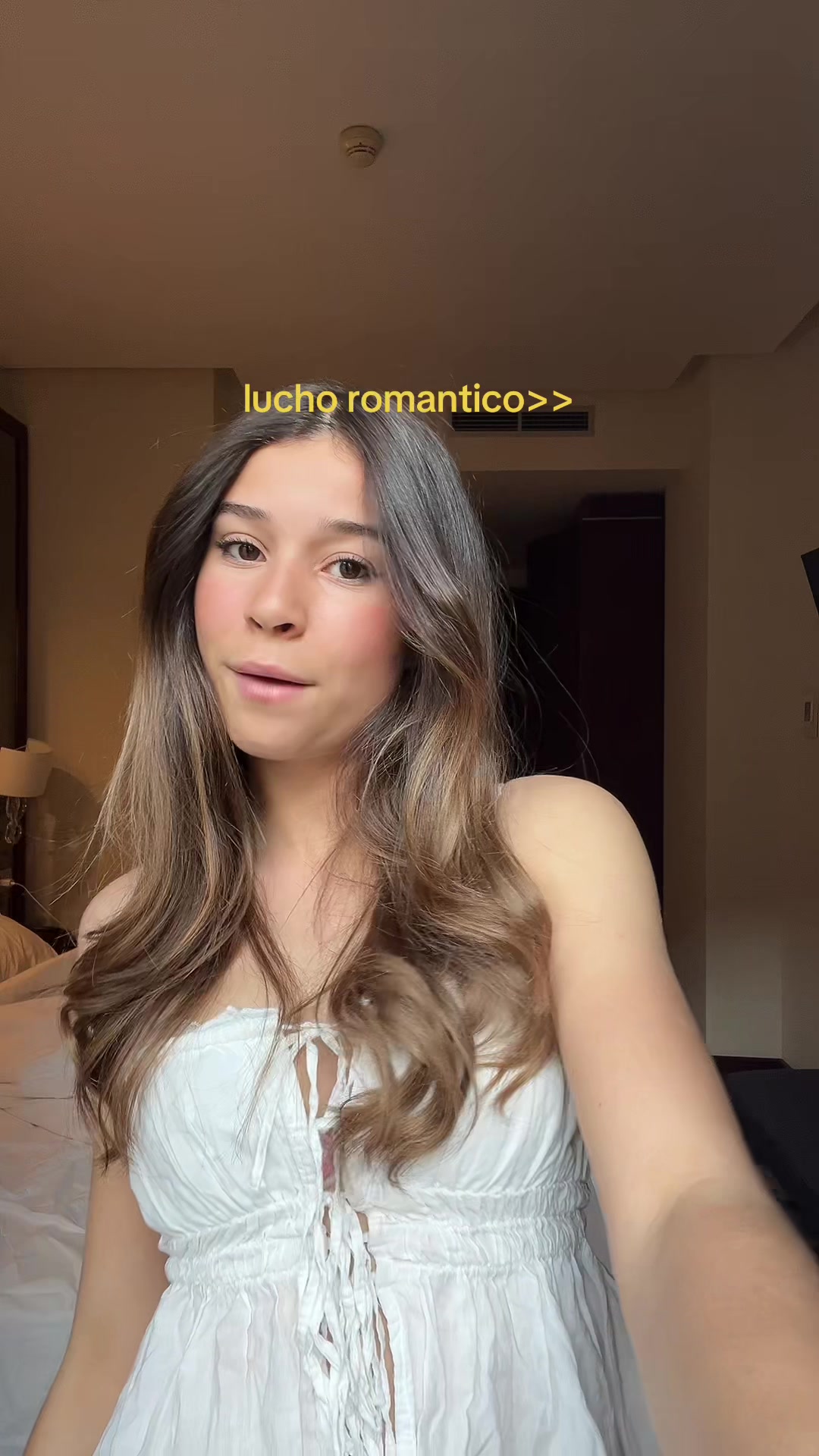 @carolinee
