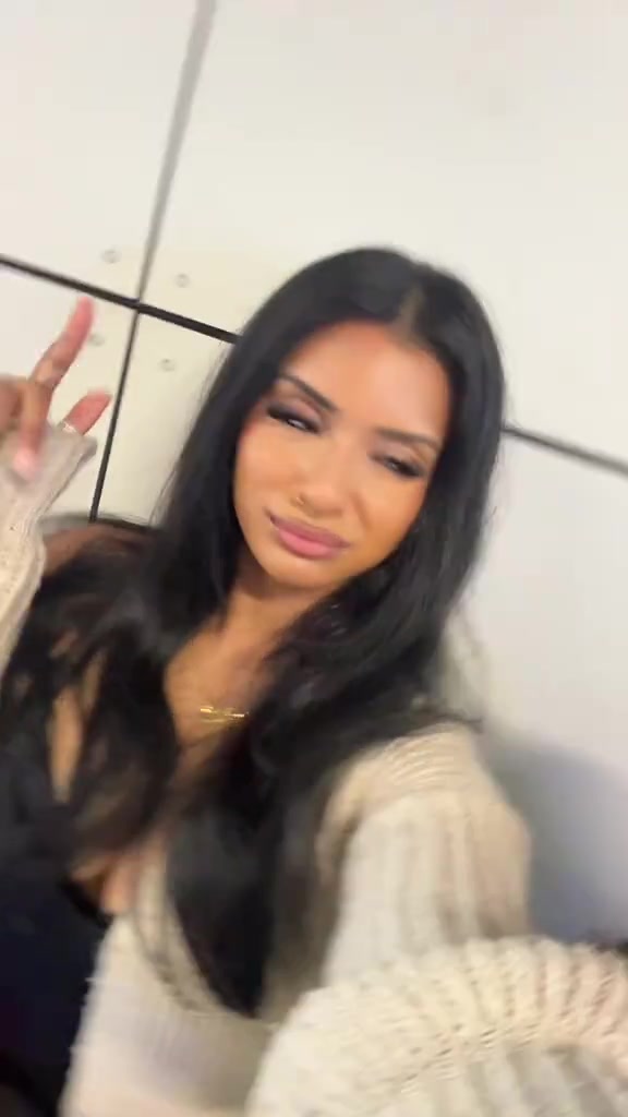 @Riya🌟
