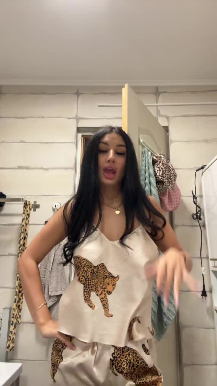 @Ioana👸🏽