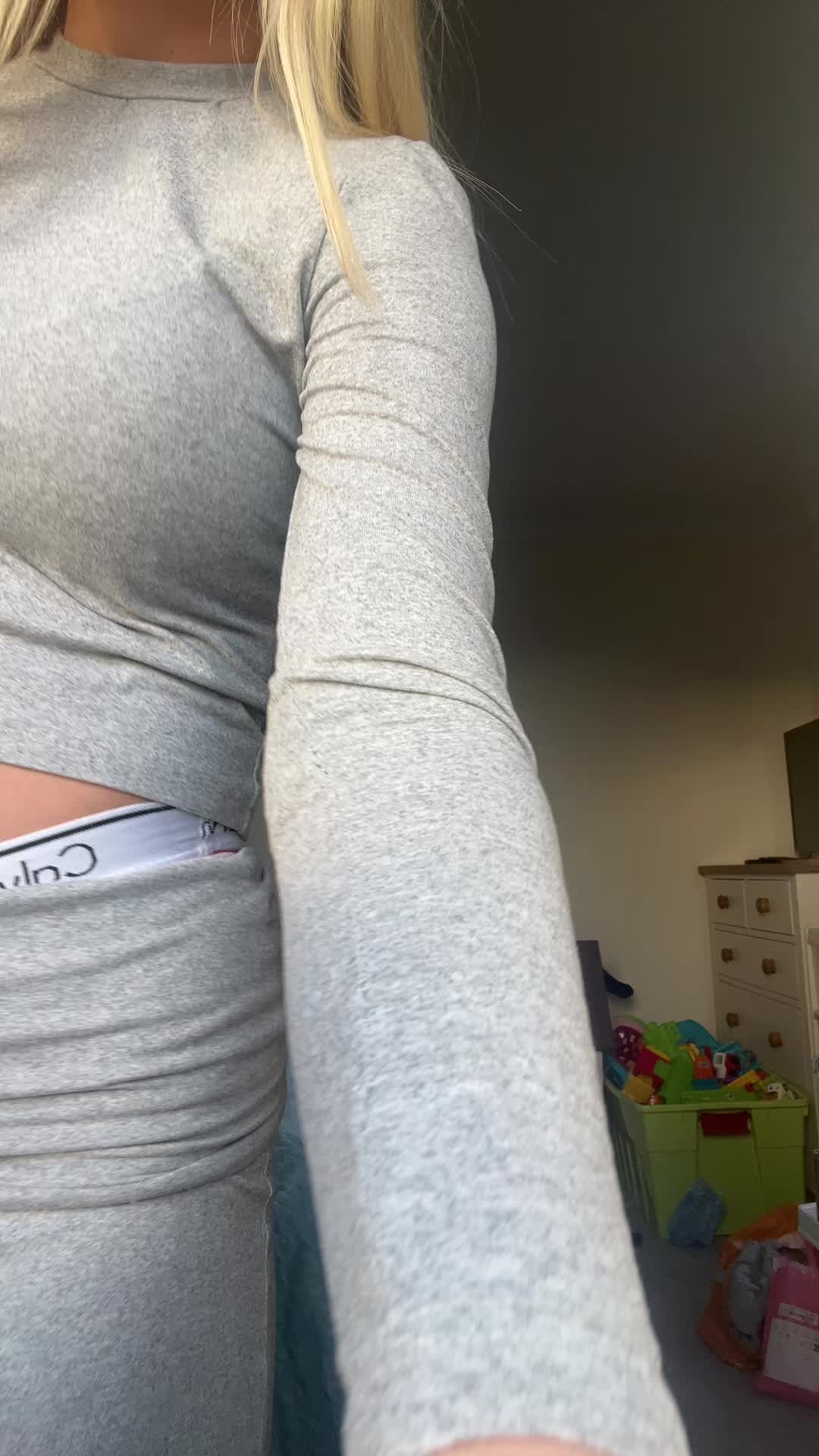 @t1lly_x0