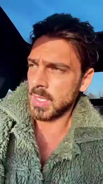 @Michele Morrone