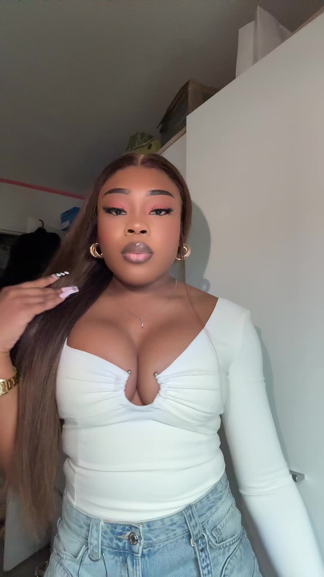 @Christavie