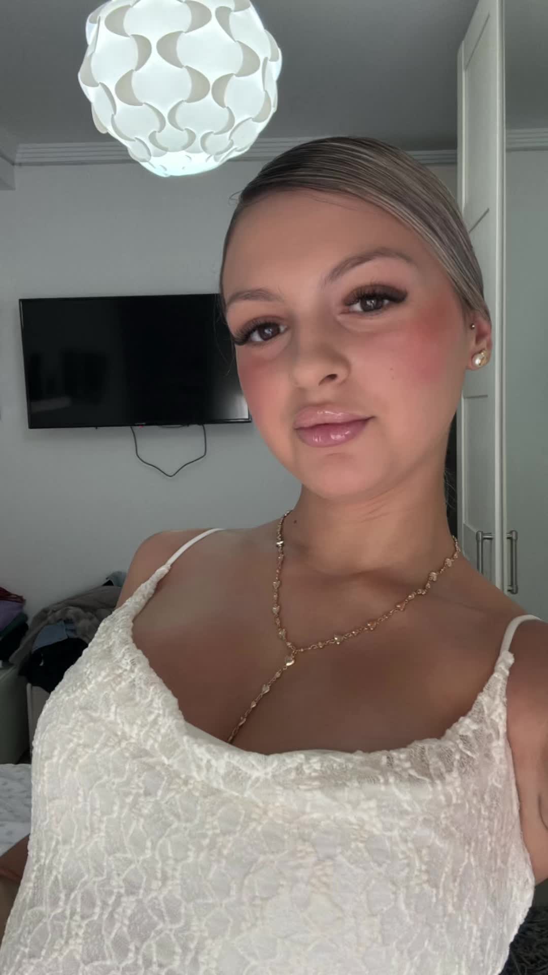 @Elisa Escudero