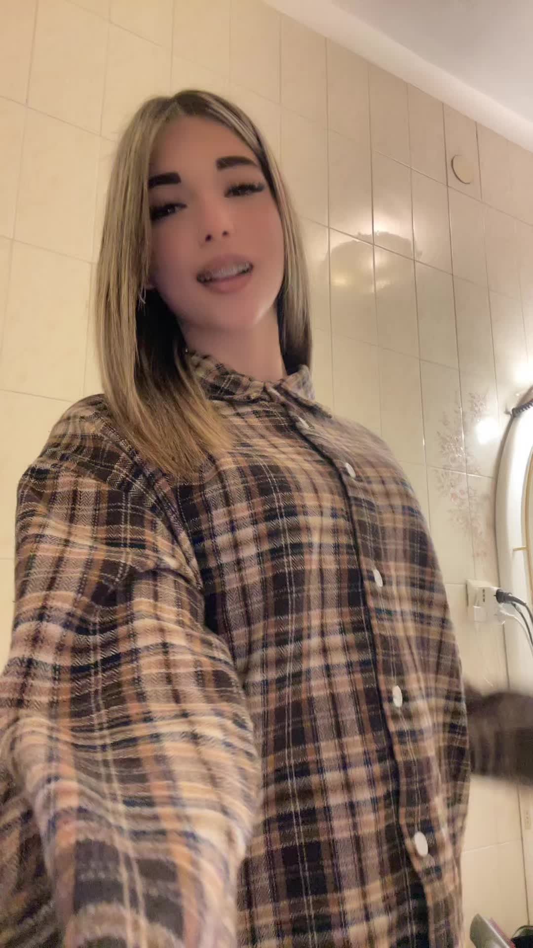 @elle