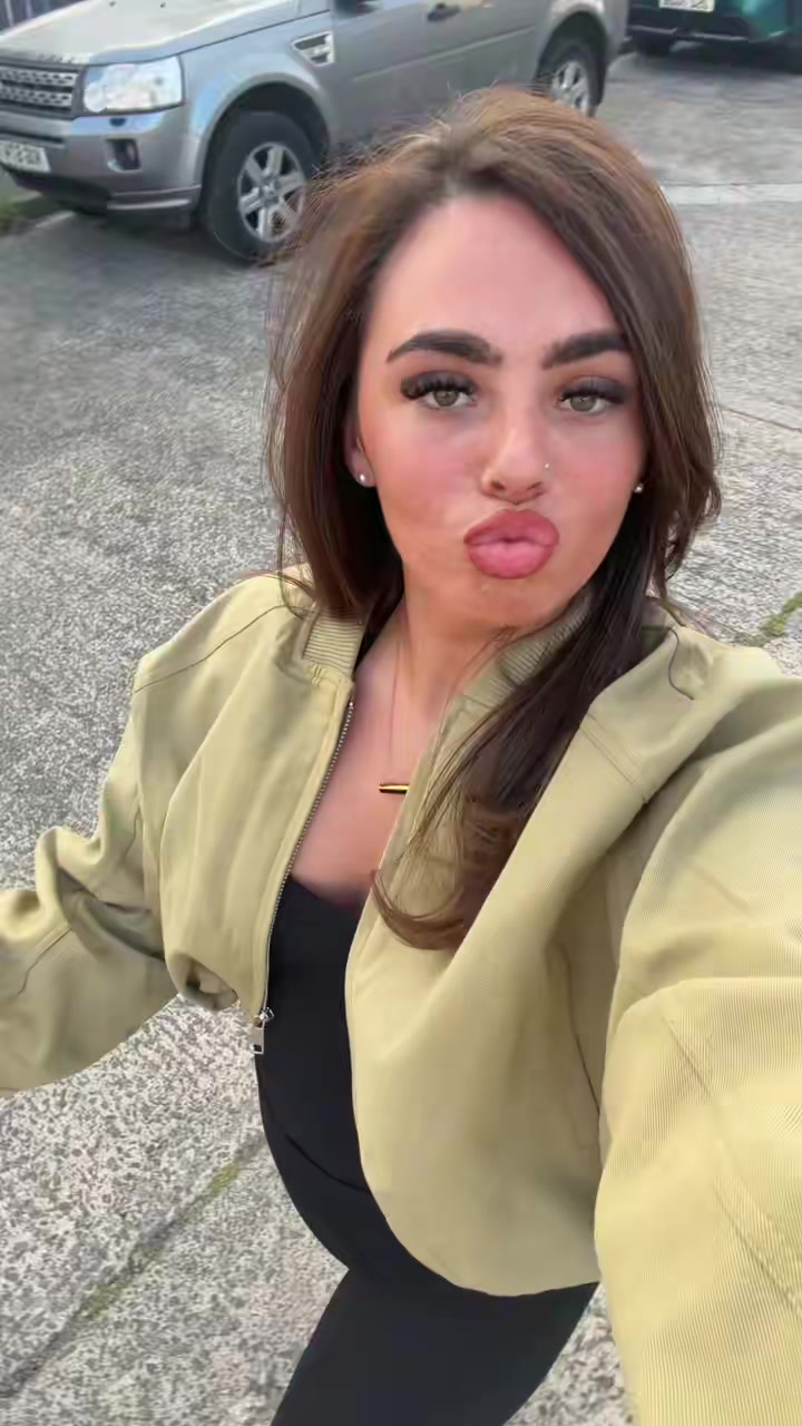 @TiaNicoleXoo
