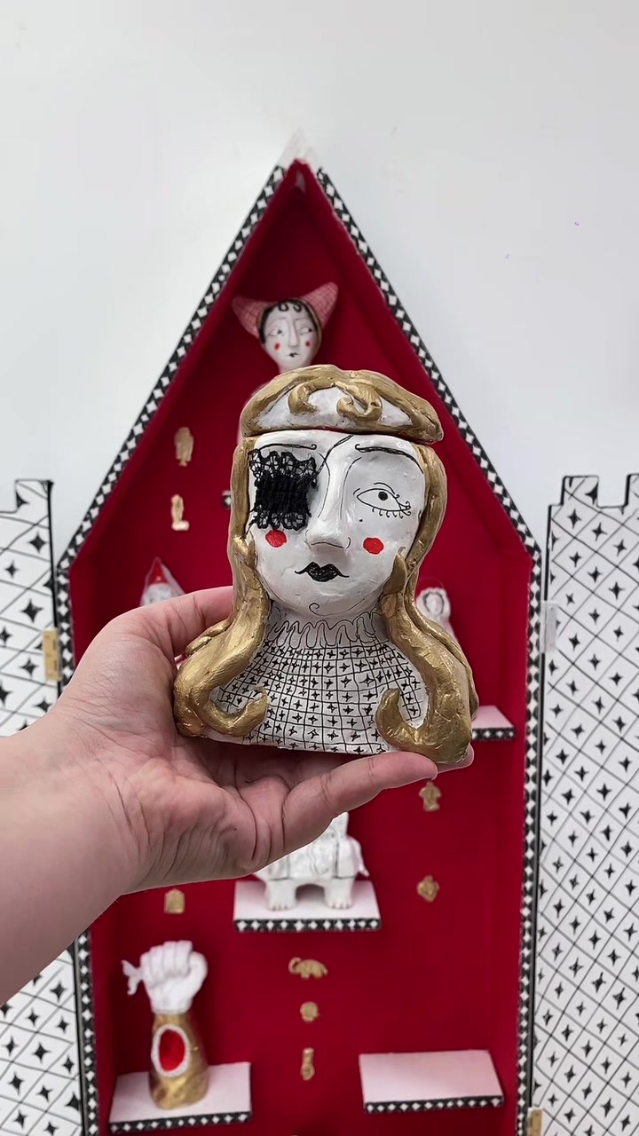 @menc&iacute;a🏰🦷📿