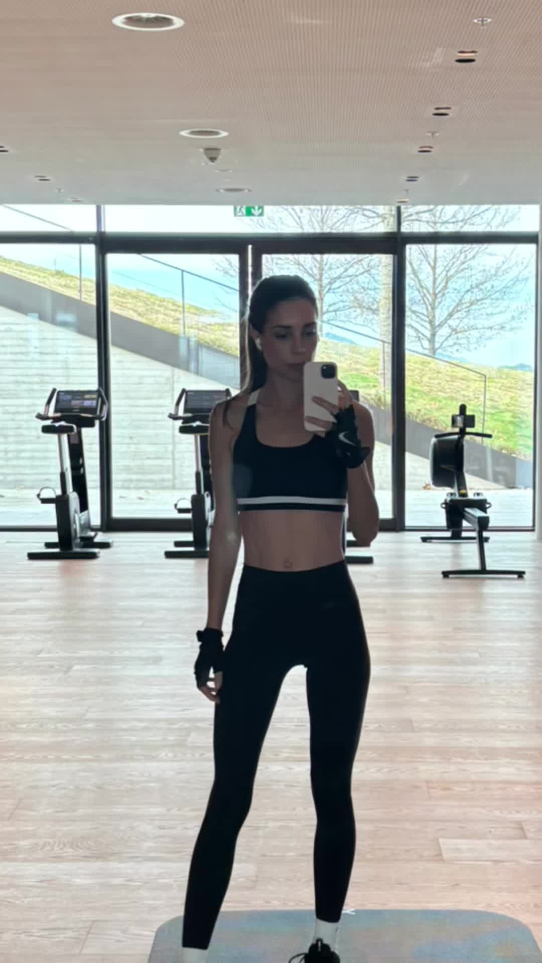 @strongnotskinny