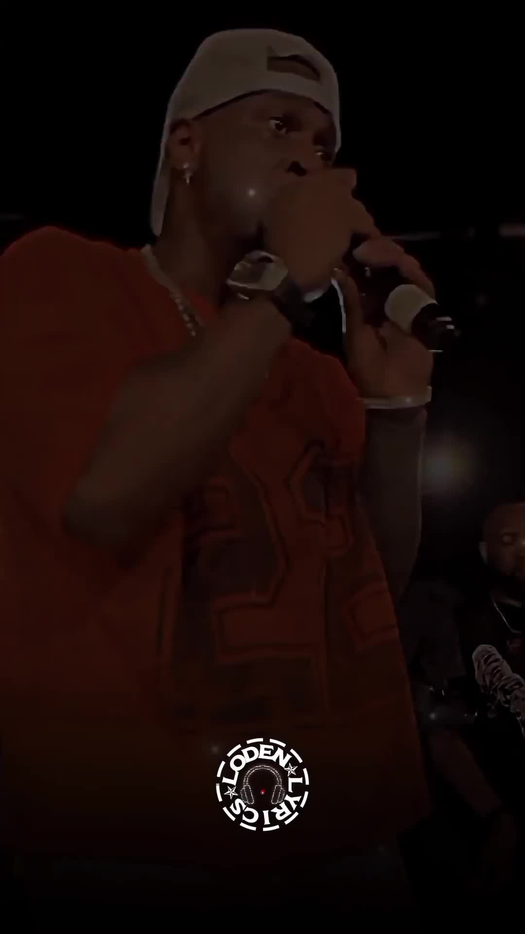 @𝐋𝐲𝐫𝐢𝐜𝐬✰𝐋𝐨𝐝𝐞𝐧