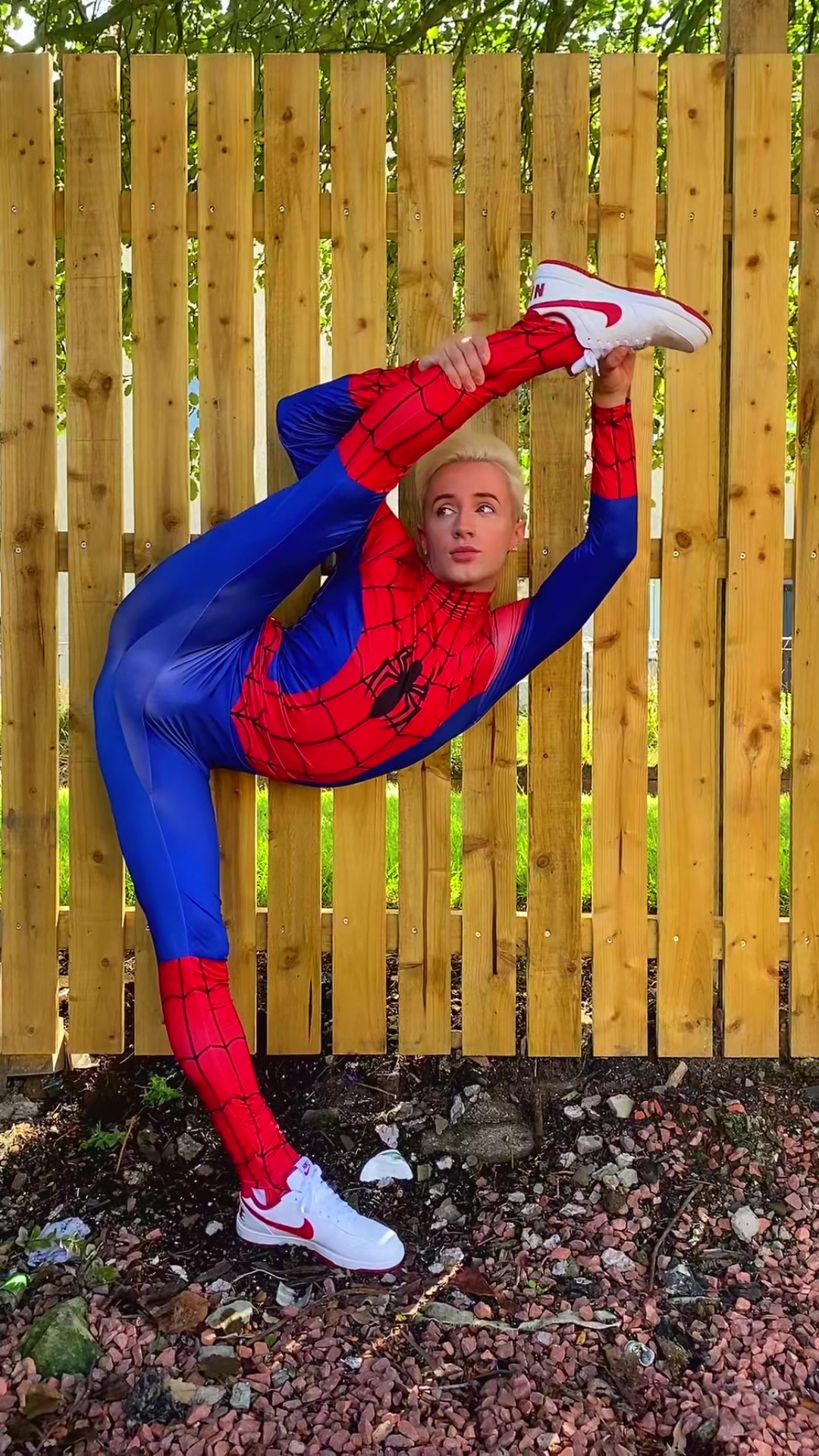 @Barbieboy