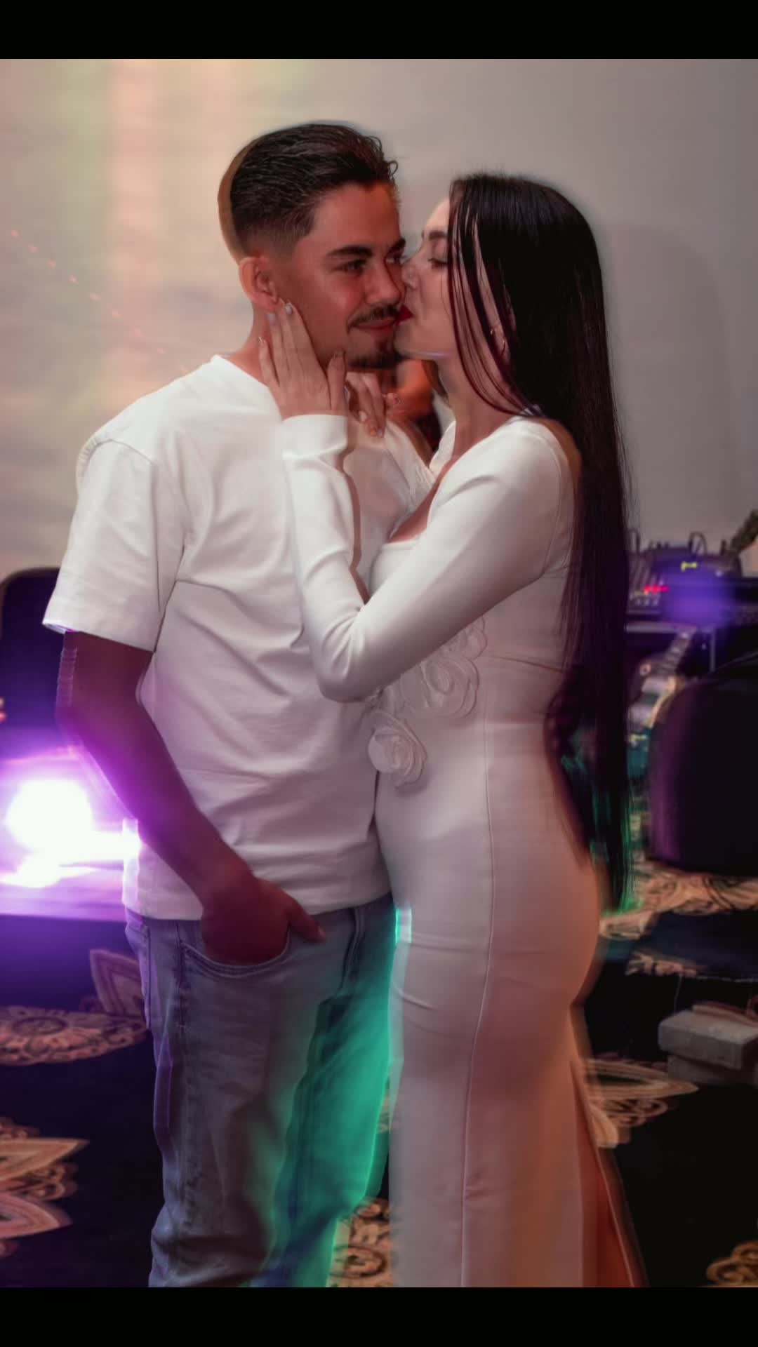 @𝓓𝓮𝓷𝓲𝓼𝓪 𝓝𝓪𝓸𝓶𝔂🤍