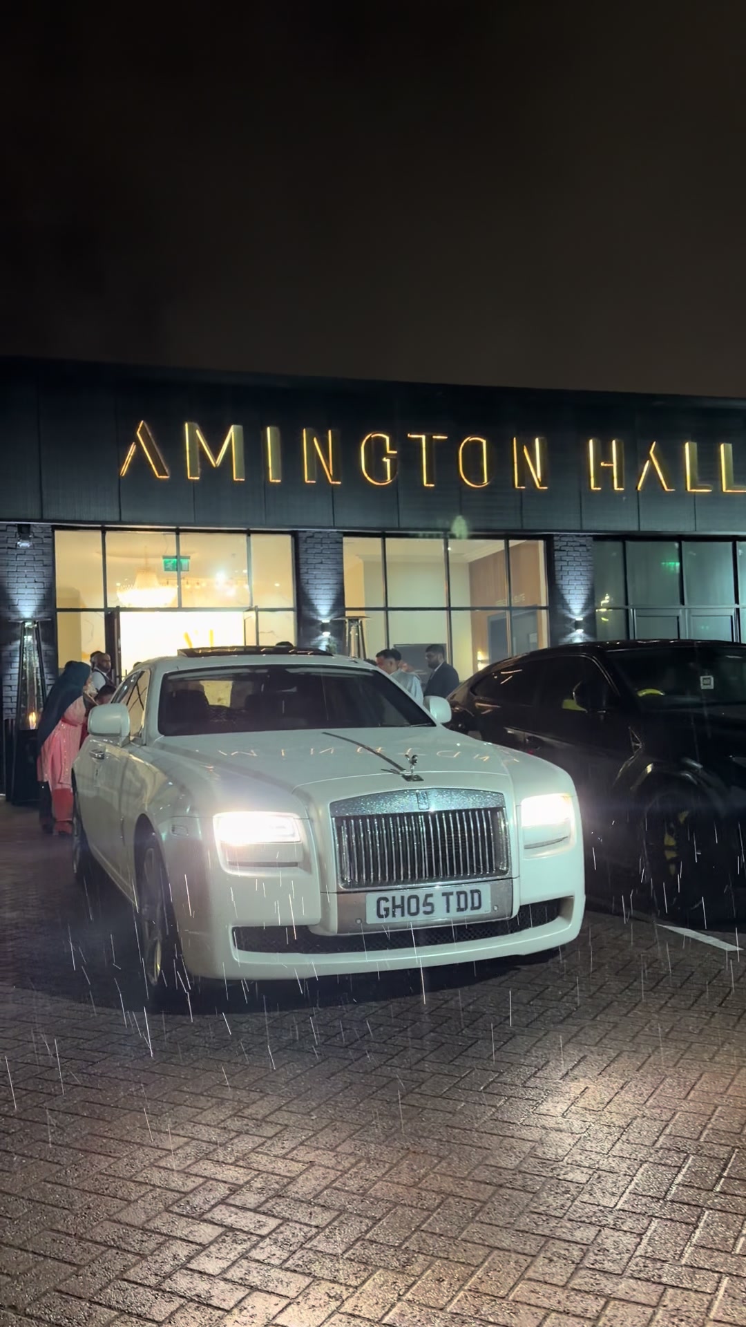 @Rolls Royce & Limo Hire 😎