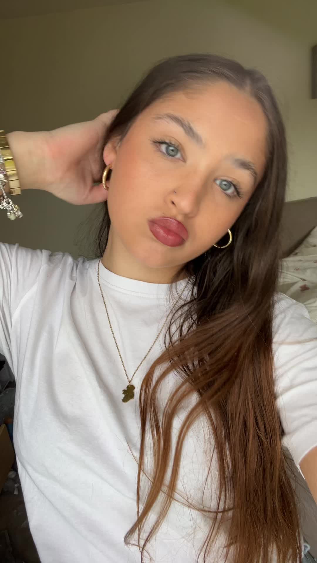 @leilafarrellspam