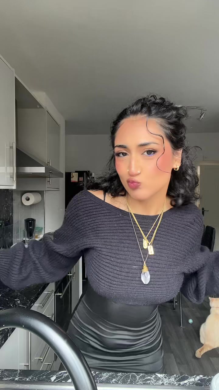 @⋆·˚˚°✦ 𝕗𝕒𝕣𝕒𝕙 ✦°˚˚·⋆