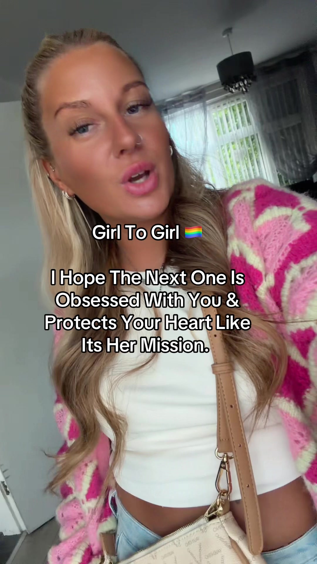 @Tashahaliex 🏳️&zwj;🌈