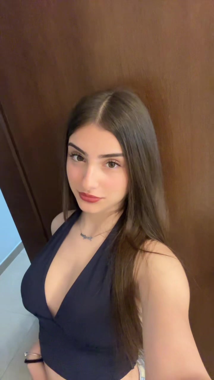 @nicoletoulaa