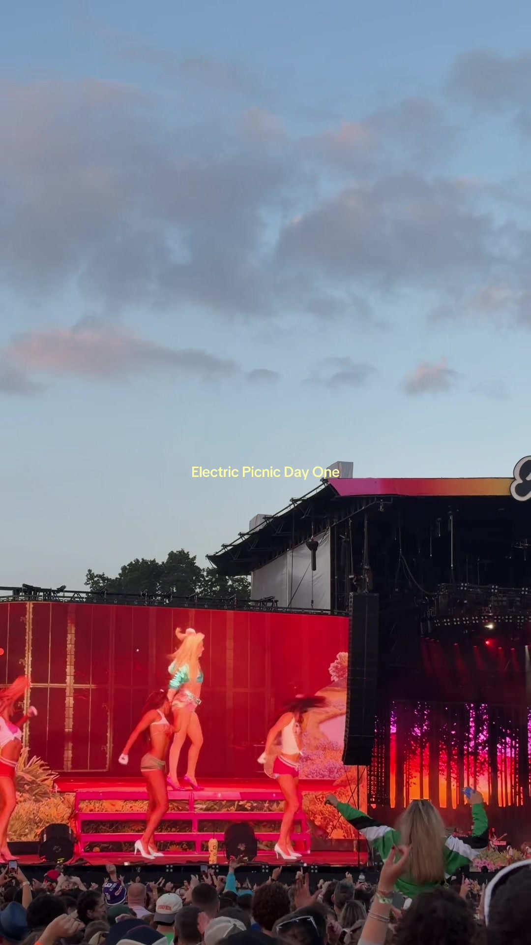 @Niamh Cryan 🧸🍒✨❤️🔥