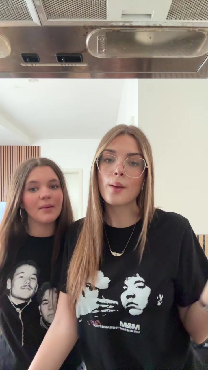 @𝐀 𝐋 𝐈 𝐒 𝐇 𝐀 𝐌&𝐌 𝐕𝐞𝐫
