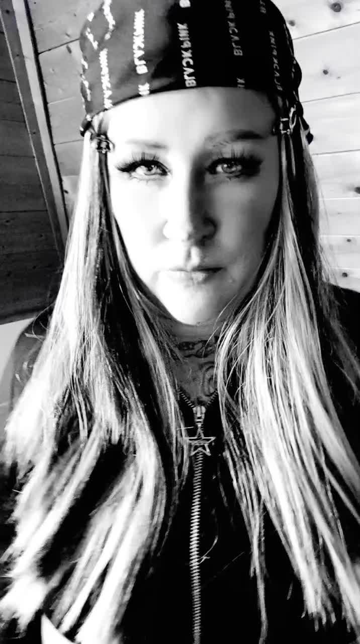 @🔥_Techno_Queen_🔥