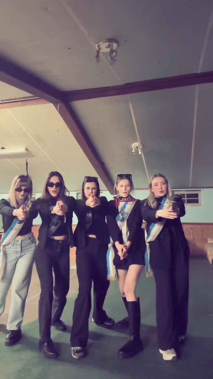 @Rekin&eacute;a