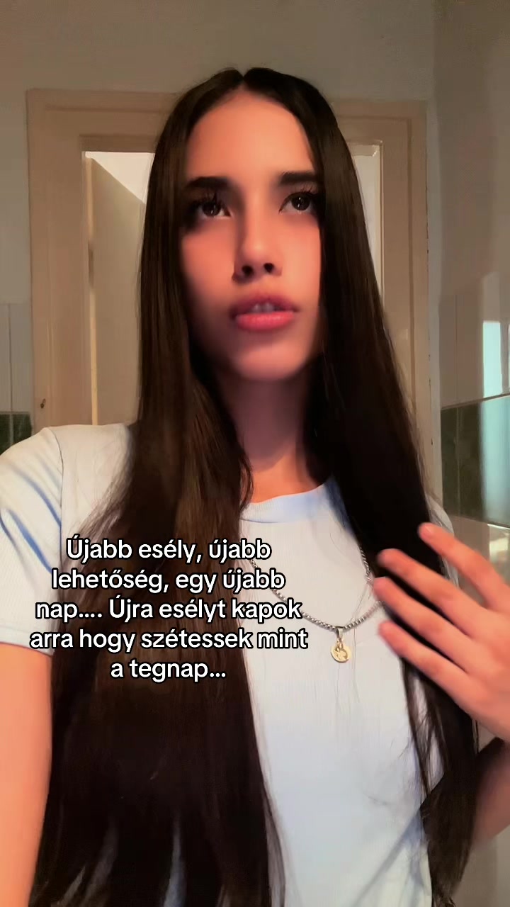 @NYKOLETTA15.